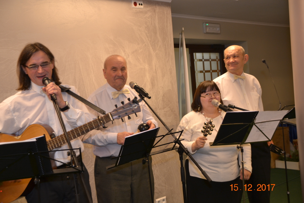 Wigilia w MOPS Filia nr 3 Kraków Dla Seniora