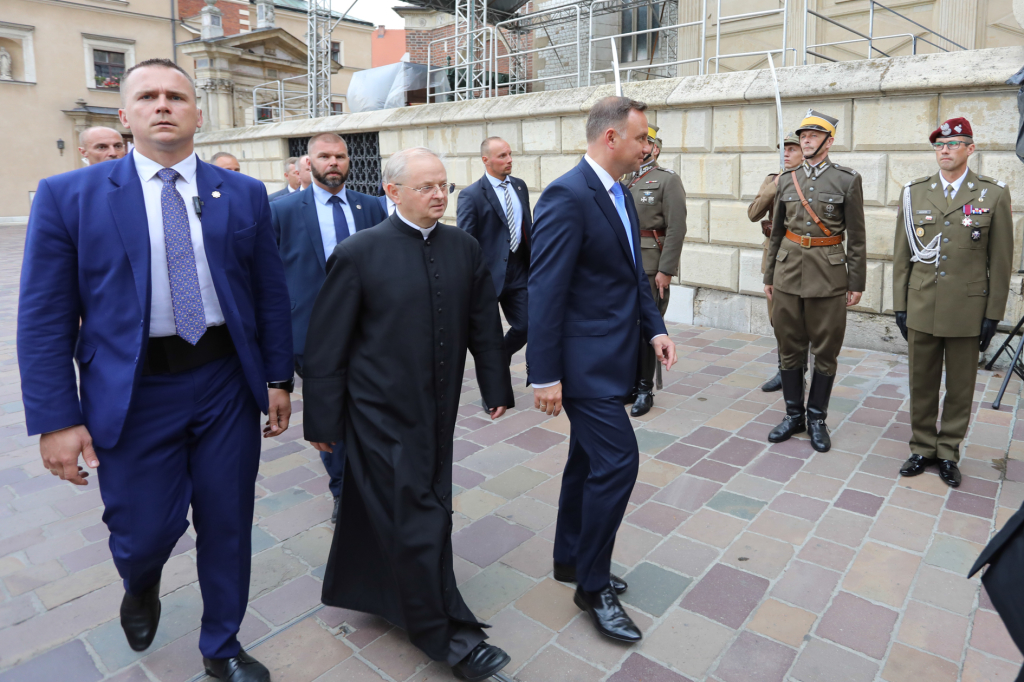 bs_kr_pl_20180805_img_4595.jpg-Msza Święta  I Kadrowa  Autor: B. Świerzowski