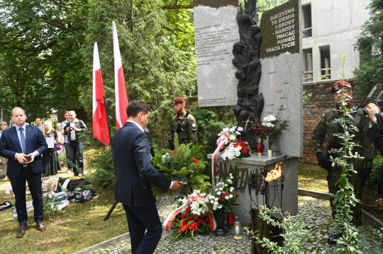 dsc_8877 copy.jpg-Wołyń, pomnik