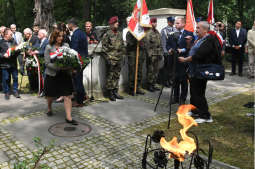 dsc_8894 copy.jpg-Wołyń, pomnik