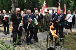 dsc_8905 copy.jpg-Wołyń, pomnik