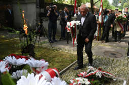dsc_8909 copy.jpg-Wołyń, pomnik