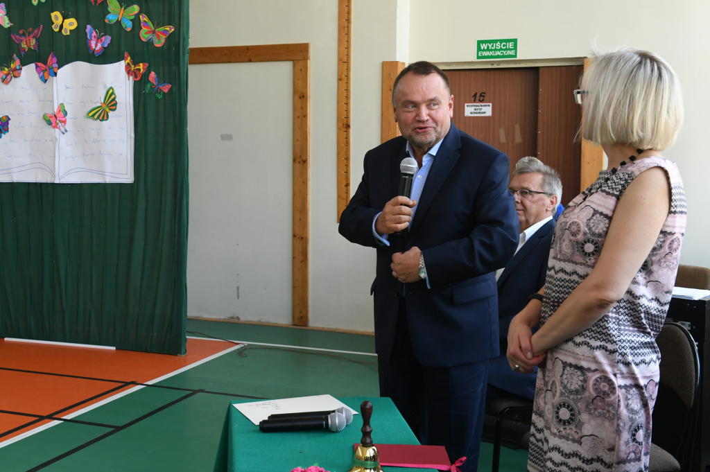 dsc_0988.jpg-Rozpoczęcie roku szkolnego  Autor: W. Majka