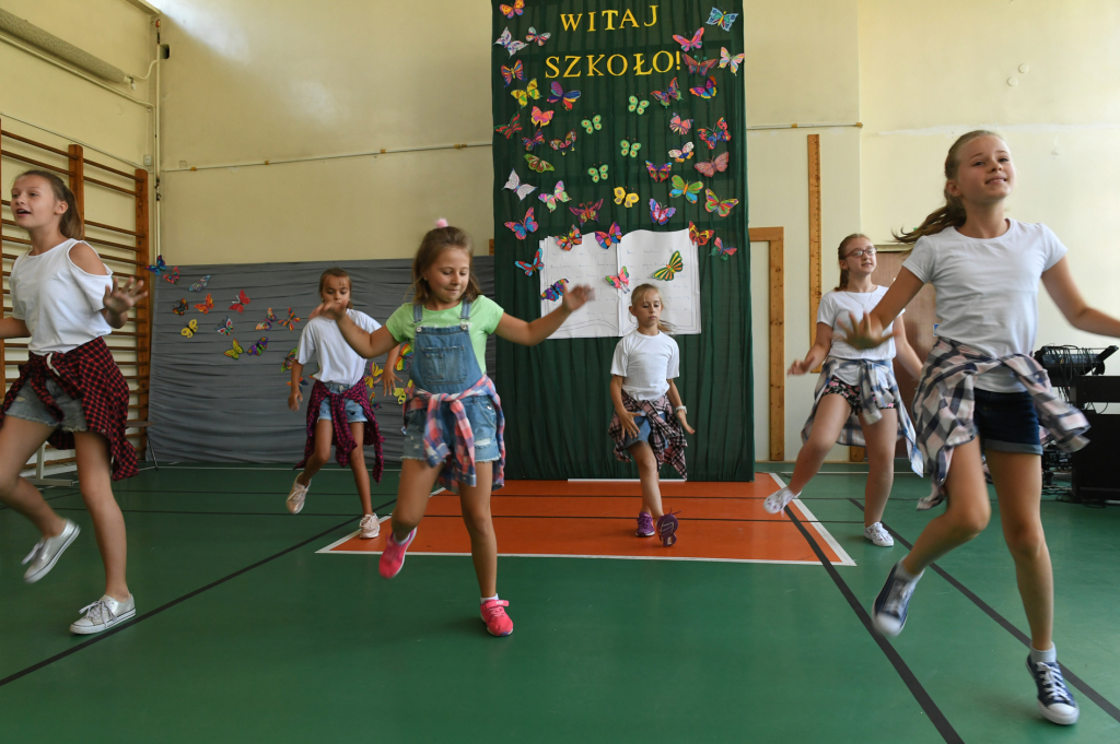 dsc_1012.jpg-Rozpoczęcie roku szkolnego  Autor: W. Majka