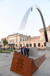 dsc_2721 copy.jpg-pomnik Ryszard Kukliński