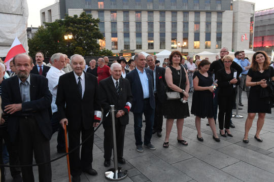 dsc_2804 copy.jpg-pomnik Ryszard Kukliński