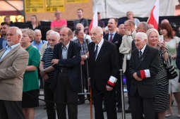 dsc_2844 copy.jpg-pomnik Ryszard Kukliński