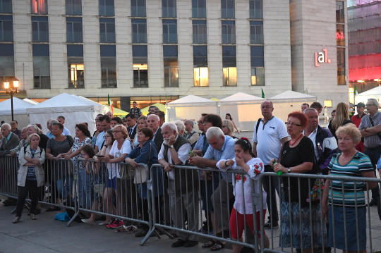 dsc_2857 copy.jpg-pomnik Ryszard Kukliński
