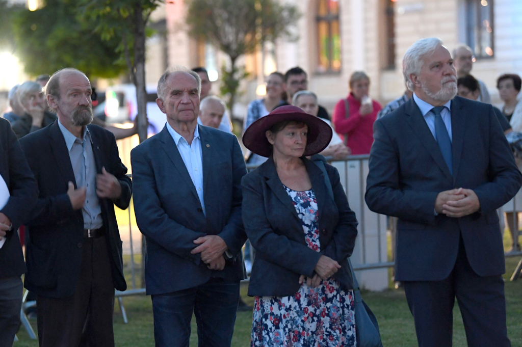 dsc_2914 copy.jpg-pomnik Ryszard Kukliński  Autor: W. Majka