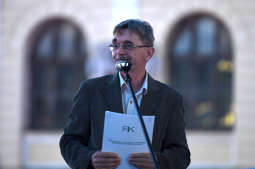 dsc_2921 copy.jpg-pomnik Ryszard Kukliński