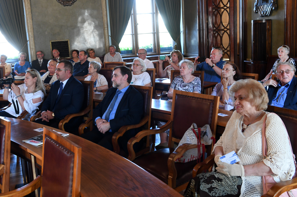 dsc_2587 copy.jpg-Honoris Gratia  Autor: W. Majka