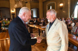 dsc_2593 copy.jpg-Honoris Gratia