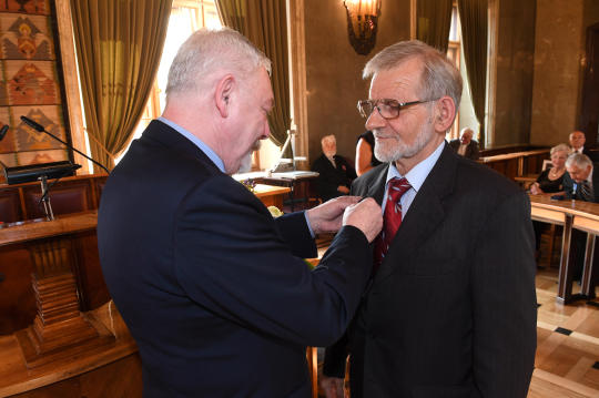 dsc_2612 copy.jpg-Honoris Gratia