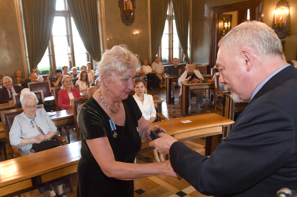 dsc_2642 copy.jpg-Honoris Gratia  Autor: W. Majka