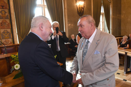 dsc_2672 copy.jpg-Honoris Gratia