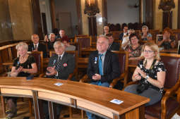 dsc_2686 copy.jpg-Honoris Gratia