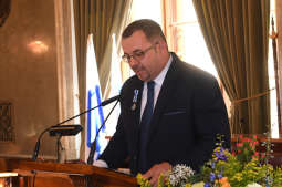 dsc_2688 copy.jpg-Honoris Gratia