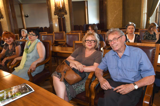 dsc_2694 copy.jpg-Honoris Gratia