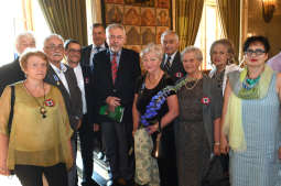 dsc_2707 copy.jpg-Honoris Gratia