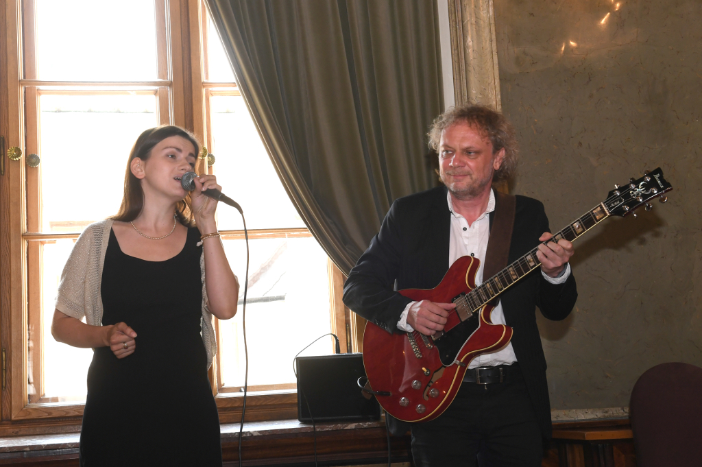 dsc_3419 copy.jpg-Honorowe Obywatelstwo Biserce Rajčić Januszowi Skalskiemu  Autor: W. Majka