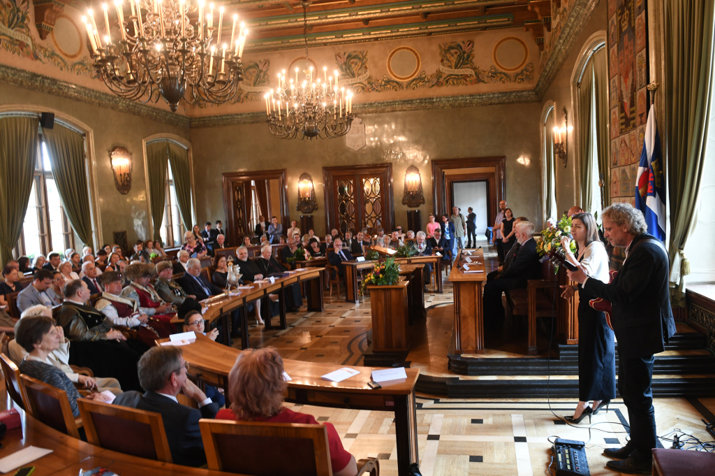 dsc_3431 copy.jpg-Honorowe Obywatelstwo Biserce Rajčić Januszowi Skalskiemu  Autor: W. Majka