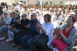 dsc_3694 copy.jpg-Senioralia