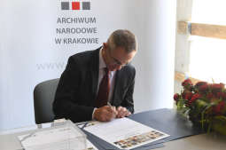 dsc_4530 copy.jpg-Archiwum Narodowe