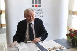 dsc_4545 copy.jpg-Archiwum Narodowe