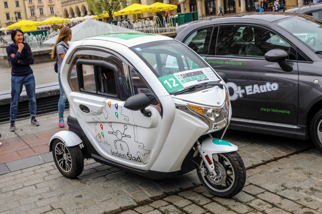 bs_kr_pl_20180603_imgl5158.jpg-Rajd Samochodów Ekologicznych  Autor: B. Świerzowski