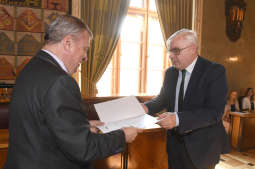 dsc_5297 copy.jpg-Wręczenie nagród „Pióro Businessu”