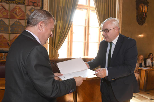 dsc_5297 copy.jpg-Wręczenie nagród „Pióro Businessu”