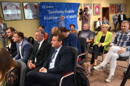 dsc_5594 copy.jpg-Lang Team