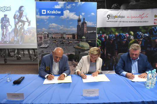 dsc_5649 copy.jpg-Lang Team