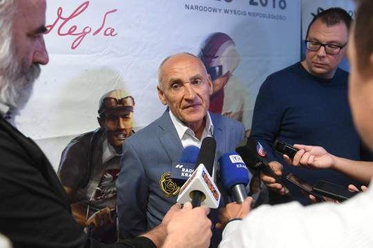 dsc_5692 copy.jpg-Lang Team