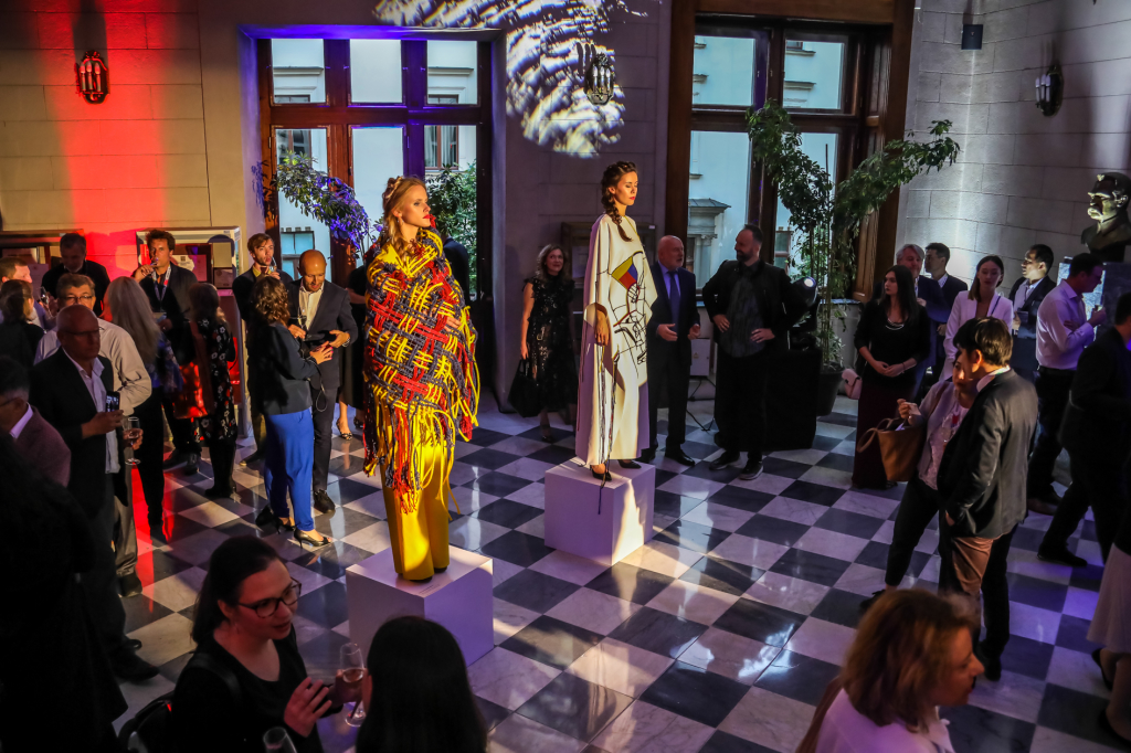 bs_kr_pl_20180613_img_0029.jpg-Spotkanie z uczestnikami kongresu Sieci Miast Kreatywnych UNESCO  Autor: B. Świerzowski