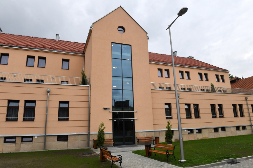 dsc_5706 copy.jpg-Otwarcie nowego pawilonu Domu Pomocy Społecznej im. Ludwika i Anny Helclów  Autor: W. Majka