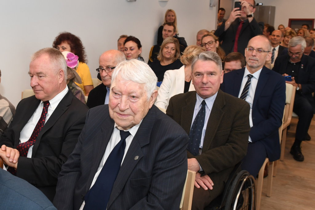 dsc_5840 copy.jpg-Otwarcie nowego pawilonu Domu Pomocy Społecznej im. Ludwika i Anny Helclów  Autor: W. Majka