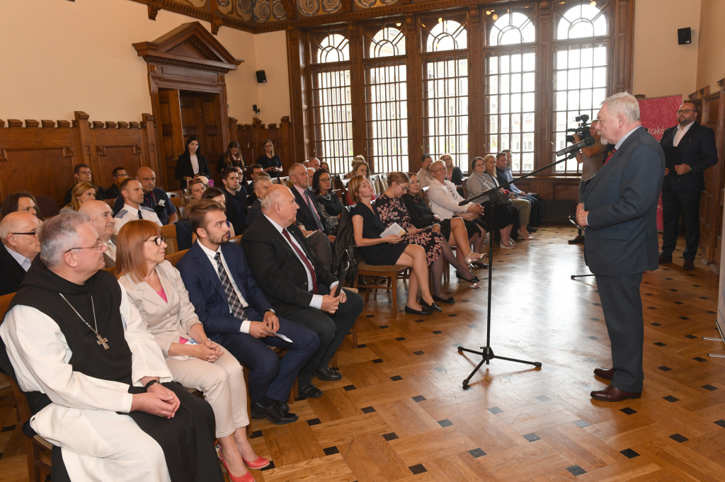 dsc_6020 copy.jpg-Uroczyste wręczenie tytułu „Filantrop Krakowa A. D. 2017”  Autor: W. Majka