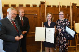 dsc_6055 copy.jpg-Uroczyste wręczenie tytułu „Filantrop Krakowa A. D. 2017”