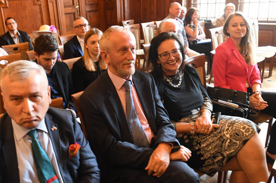 dsc_6089 copy.jpg-Uroczyste wręczenie tytułu „Filantrop Krakowa A. D. 2017”