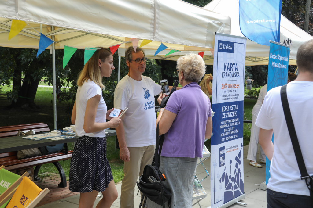 bs_kr_pl_20180617_img_2898.jpg-Piknik Parku Ratuszowym  Autor: B. Świerzowski