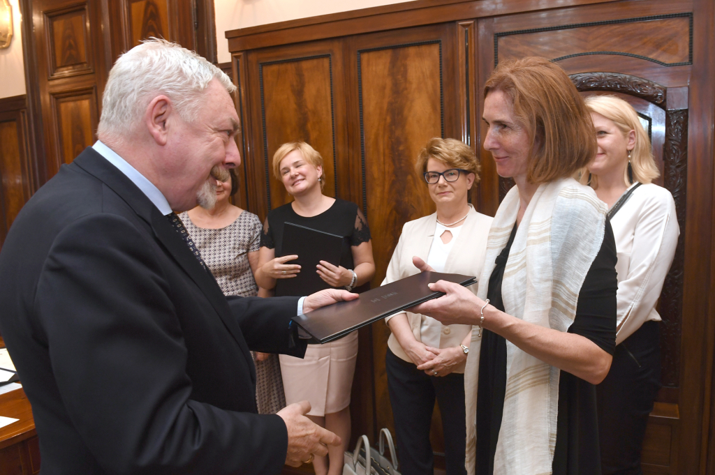 dsc_7401 copy.jpg-ofiary w Tenczynie  Autor: W. Majka