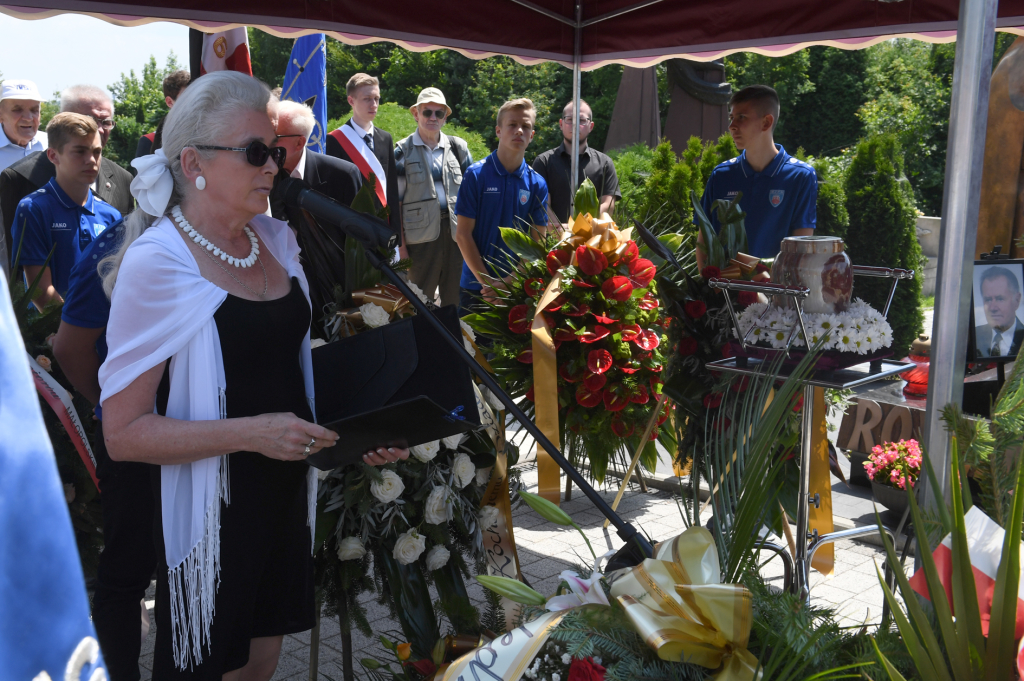 dsc_7468 copy.jpg-Uroczystości pogrzebowe Jana Nowaka  Autor: W. Majka