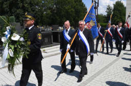 dsc_7484 copy.jpg-Uroczystości pogrzebowe Jana Nowaka