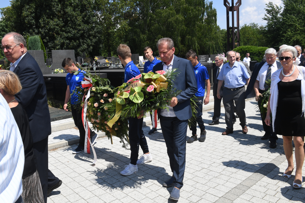 dsc_7502 copy.jpg-Uroczystości pogrzebowe Jana Nowaka  Autor: W. Majka