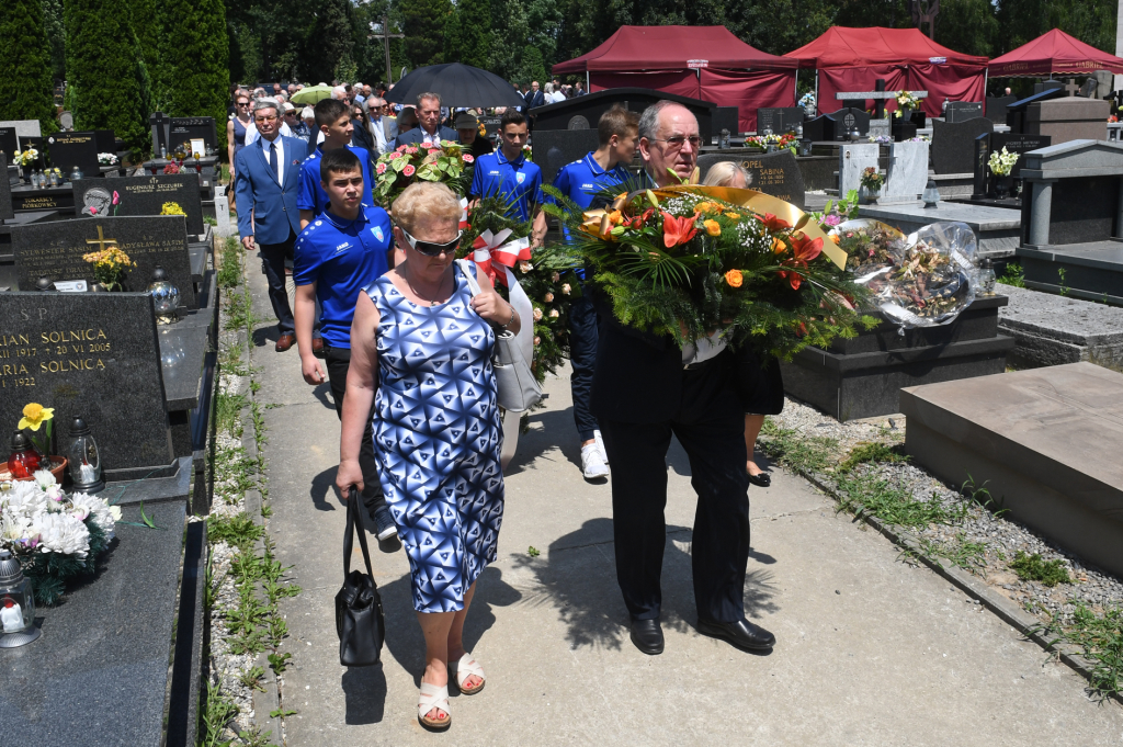 dsc_7513 copy.jpg-Uroczystości pogrzebowe Jana Nowaka  Autor: W. Majka