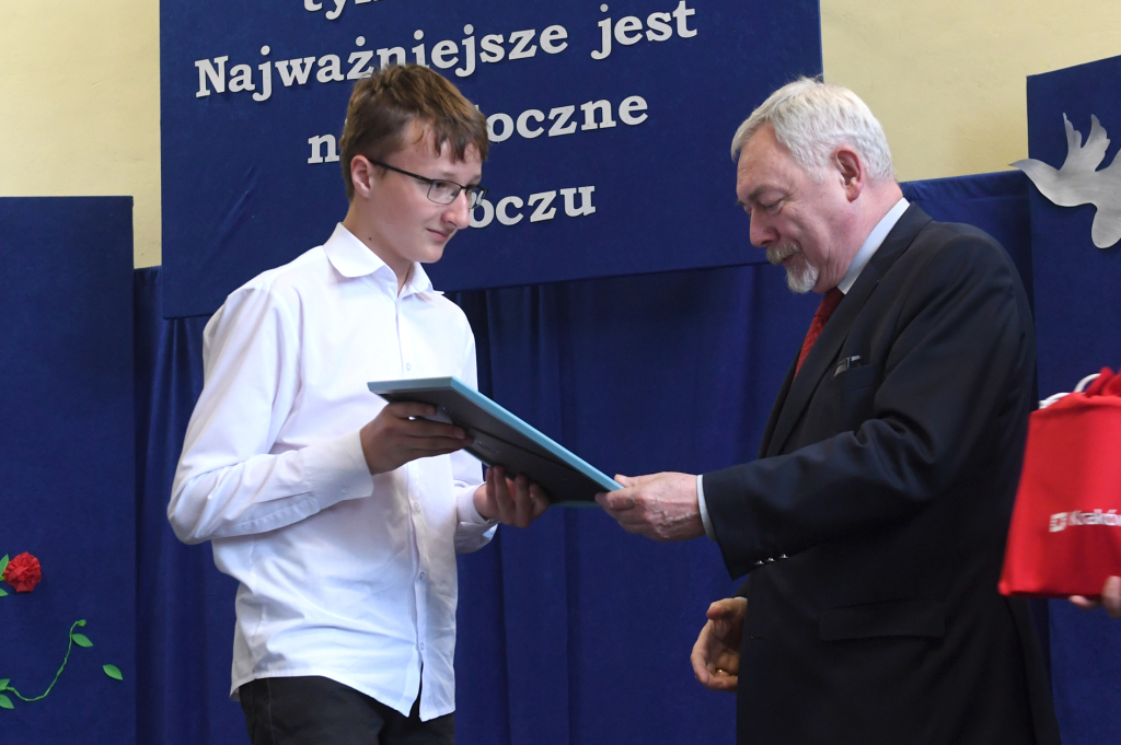 dsc_7796 copy.jpg-Szkole Podstawowej nr 43  Autor: W. Majka