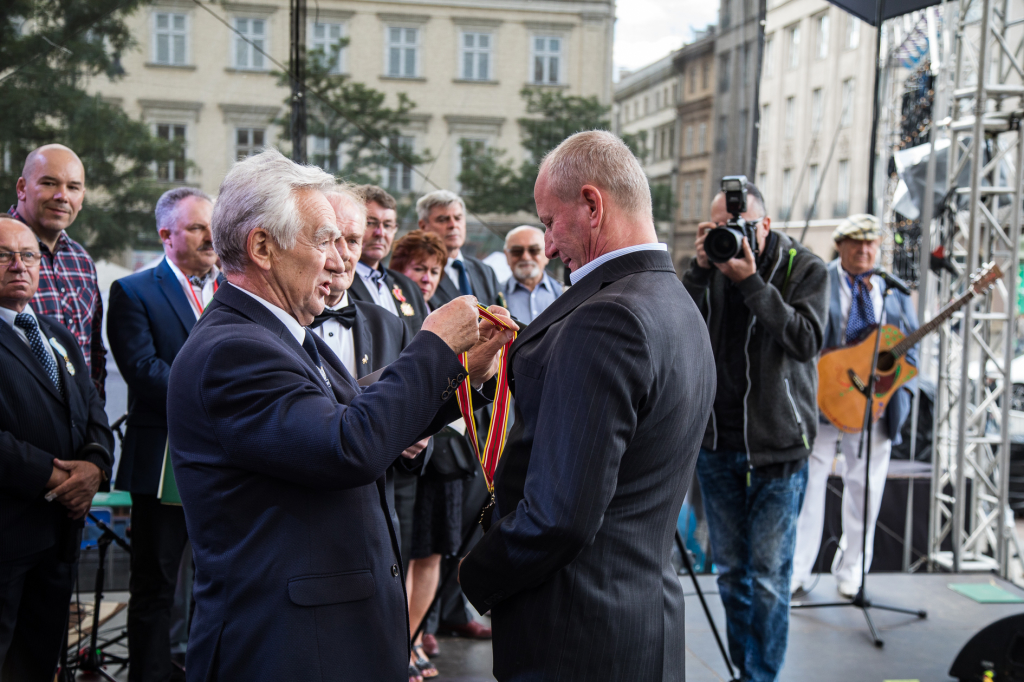 jg_otoprom_20180624_1915.jpg-„Prometeusz  Autor: B. Świerzowski