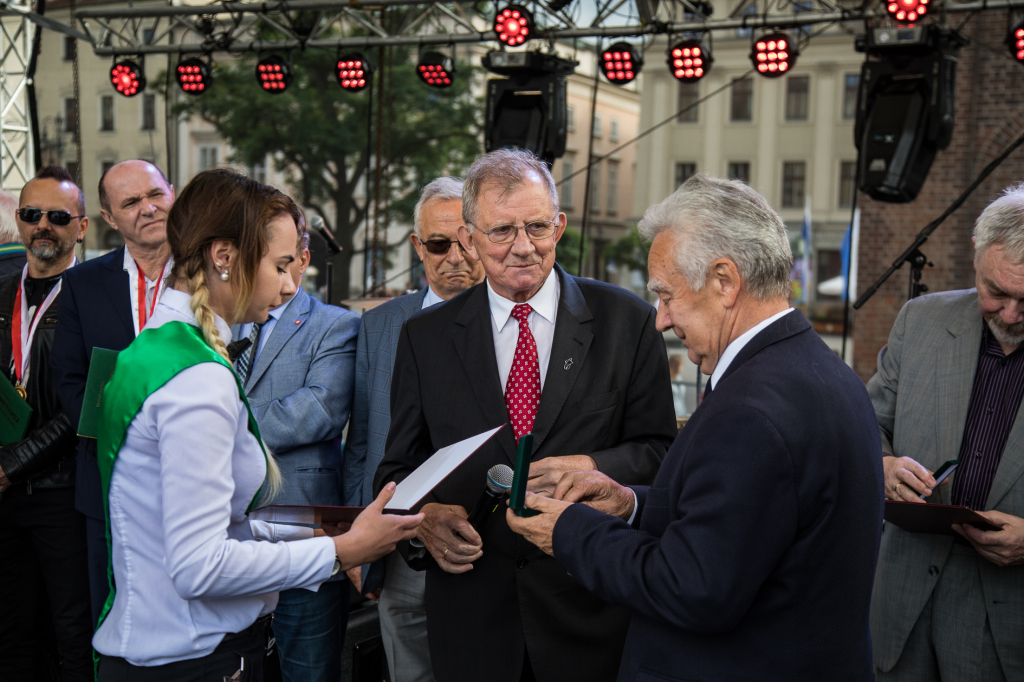 jg_otoprom_20180624_1939.jpg-„Prometeusz  Autor: B. Świerzowski