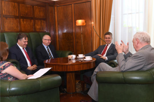 dsc_7949 copy.jpg-Walter Braunohler, Konsuli Generalny USA